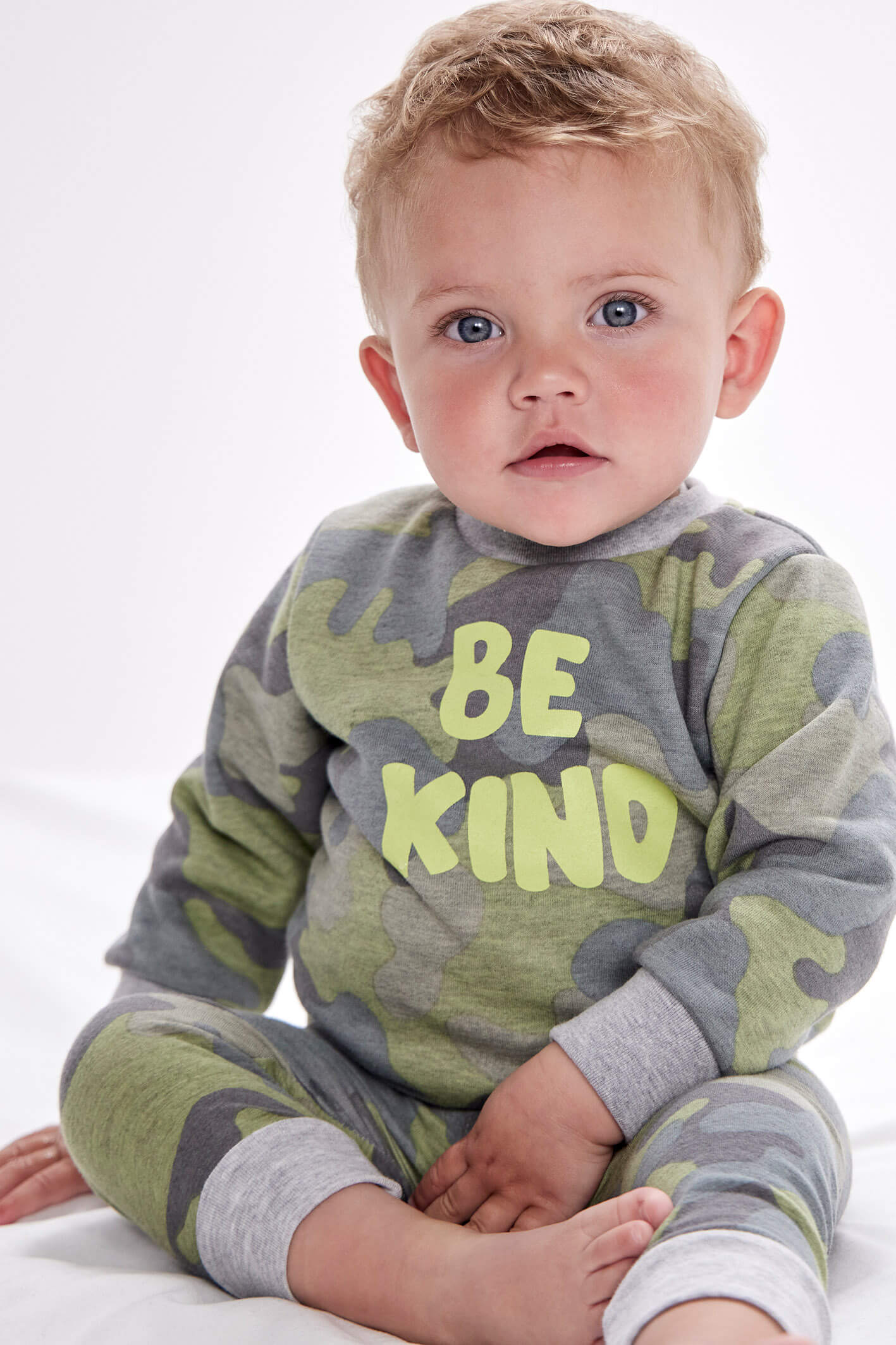 BUZO ARMY XSL Cheeky