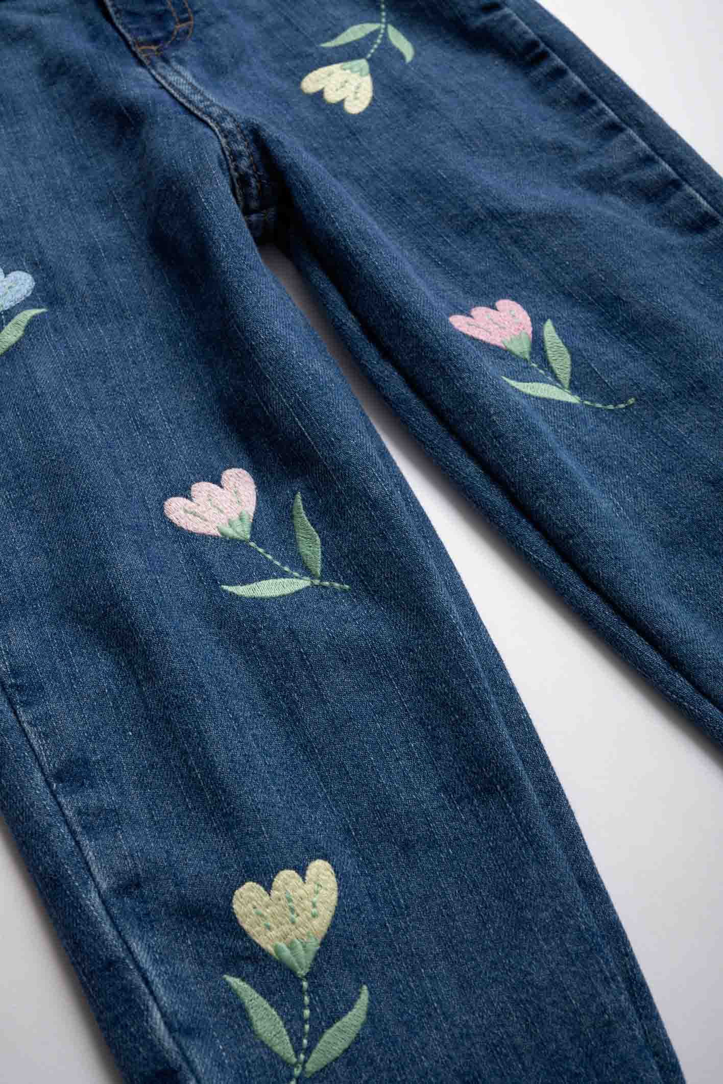 Pantalón de jean Nala con bordados