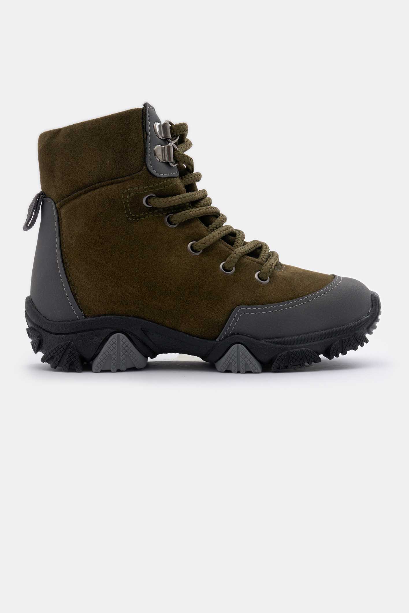 Borcegos Robin 25-29