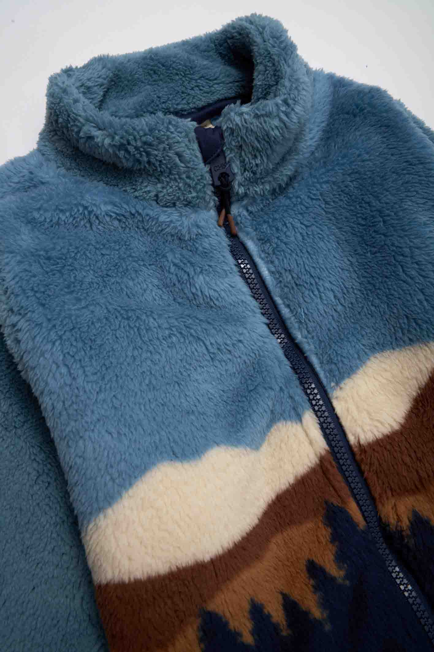 Campera Lake 4-12