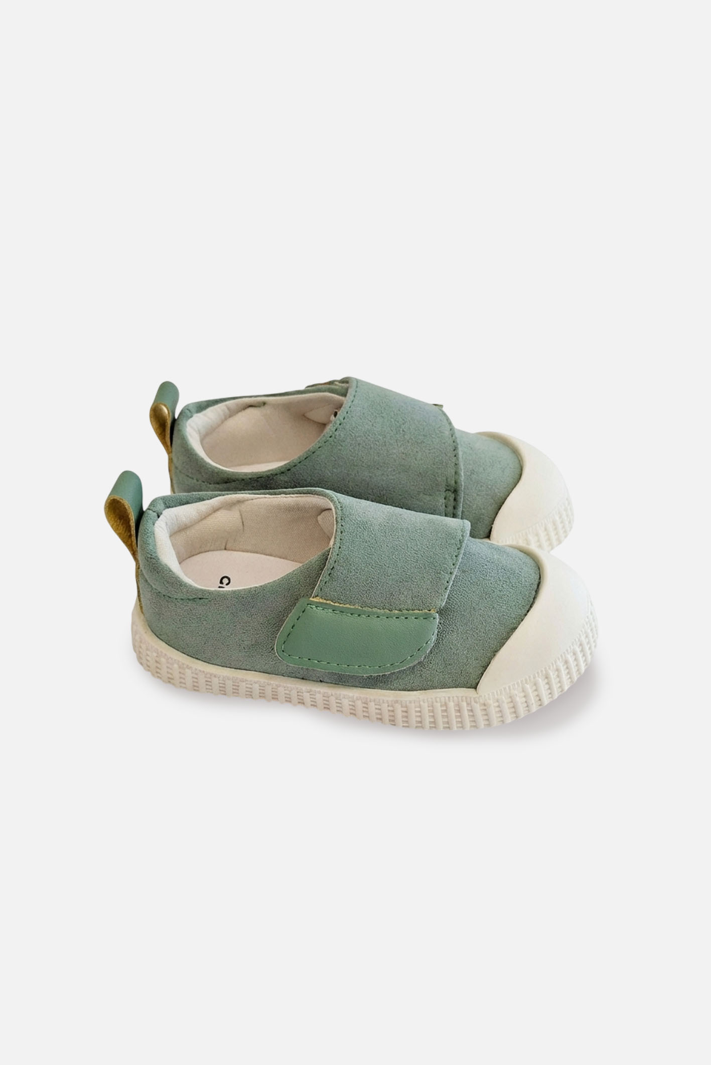 ZAPATILLAS ODDY 21-24